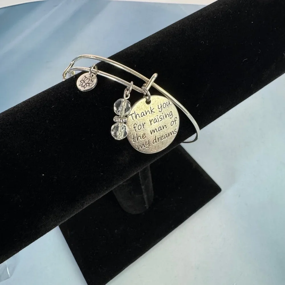 Mother-in-Law Bangle Bracelet Charm 'Thank You Raising The Man Of My Dreams' NEW